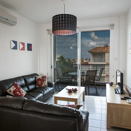 Palm Apartment